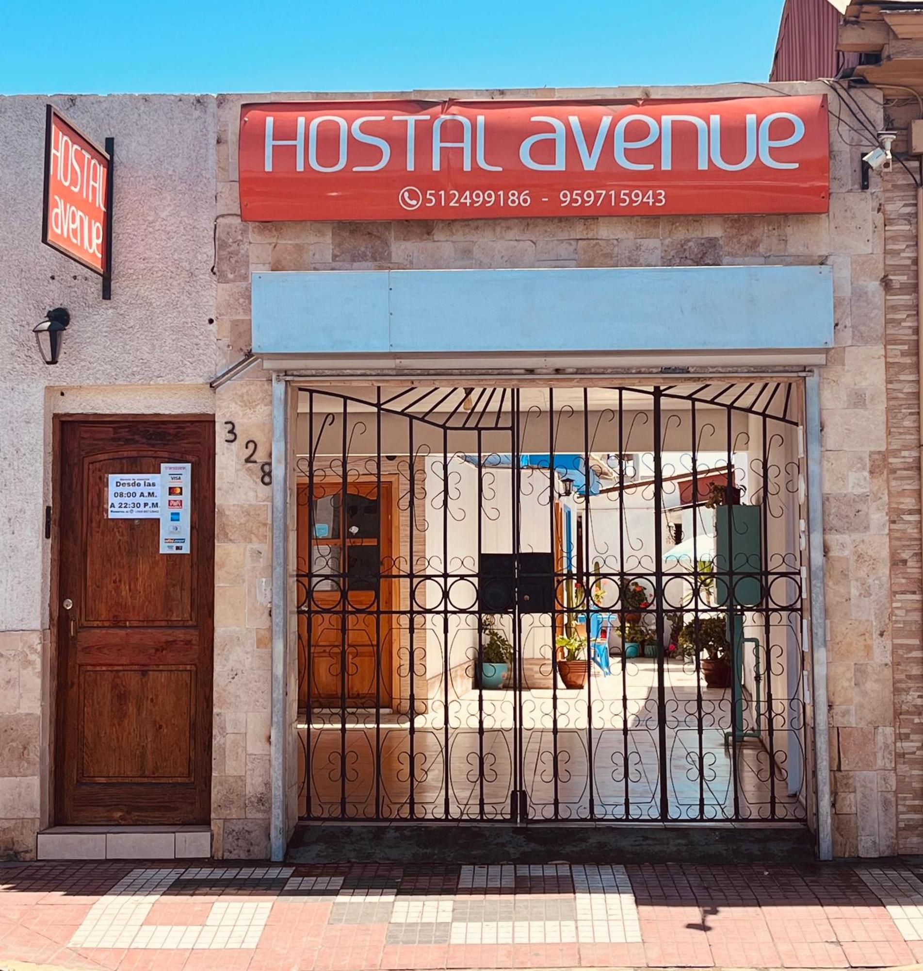 לה סרנה Hostal Avenue מראה חיצוני תמונה